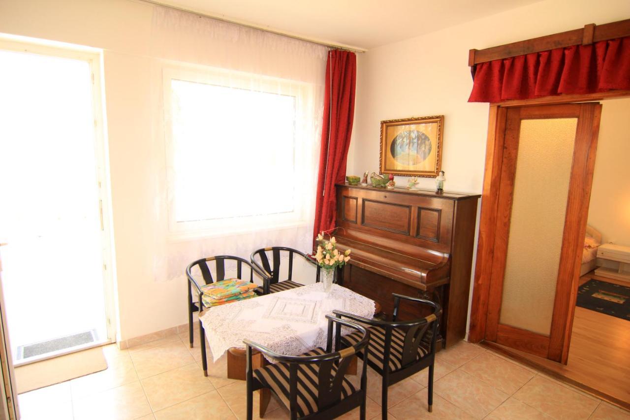 Margareta Apartmanhaz Balatonboglár エクステリア 写真